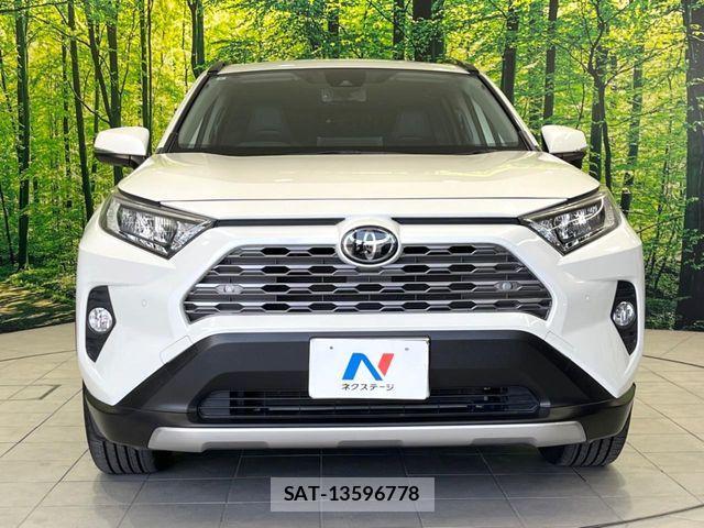 Toyota RAV4 2019-07 7502555-13