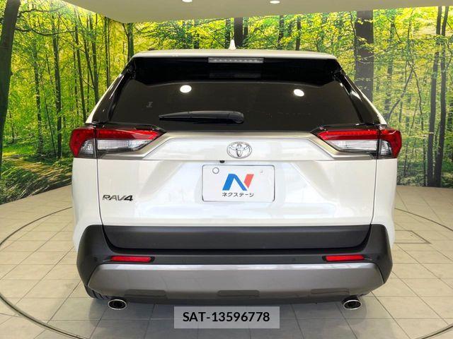 Toyota RAV4 2019-07 7502555-14