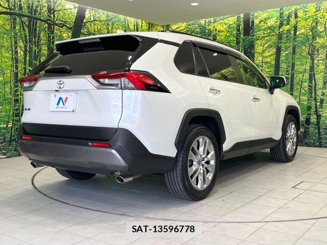 Toyota RAV4 2019-07 7502555-16