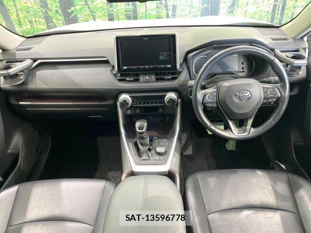 Toyota RAV4 2019-07 7502555-1