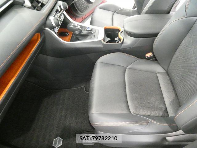 Toyota RAV4 2020-11 7509840-15