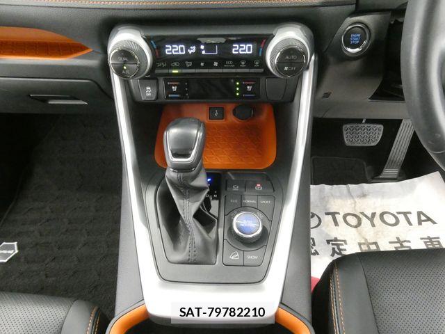 Toyota RAV4 2020-11 7509840-21