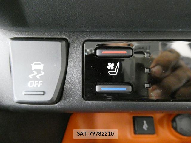 Toyota RAV4 2020-11 7509840-23