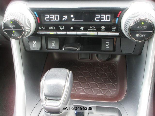 Toyota RAV4 2019-07 7502552-12