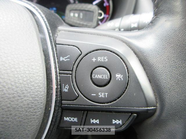 Toyota RAV4 2019-07 7502552-7