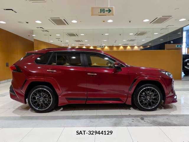 Toyota RAV4 2022-02 7502557-12