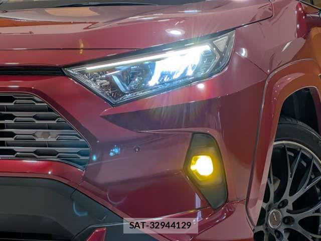 Toyota RAV4 2022-02 7502557-14