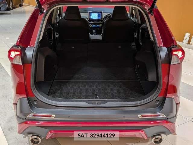 Toyota RAV4 2022-02 7502557-18