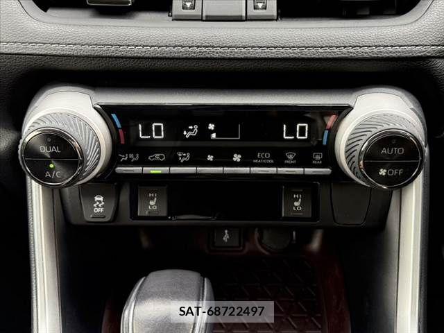 Toyota RAV4 2020-10 7502551-26