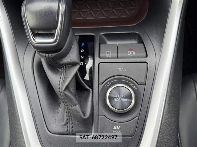 Toyota RAV4 2020-10 7502551-27