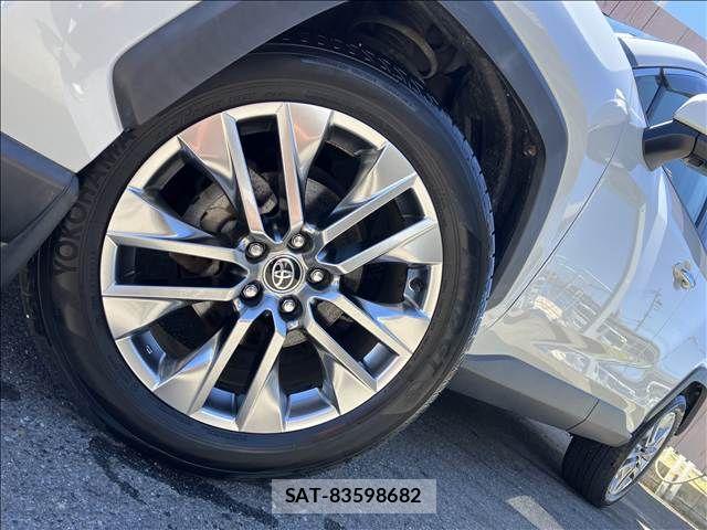 Toyota RAV4 2019-11 7502546-18