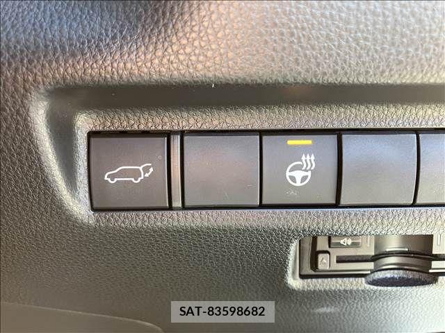 Toyota RAV4 2019-11 7502546-6
