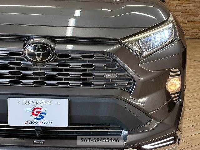 Toyota RAV4 2019-06 7502542-19