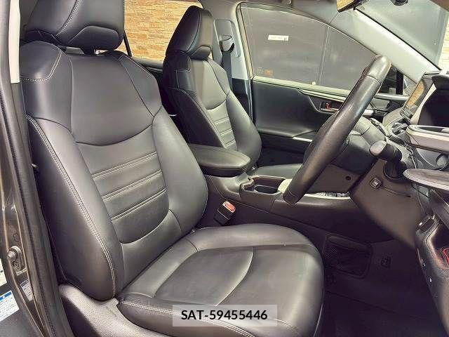 Toyota RAV4 2019-06 7502542-4