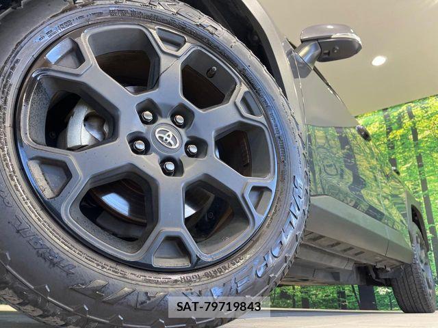 Toyota RAV4 2022-02 7502537-12