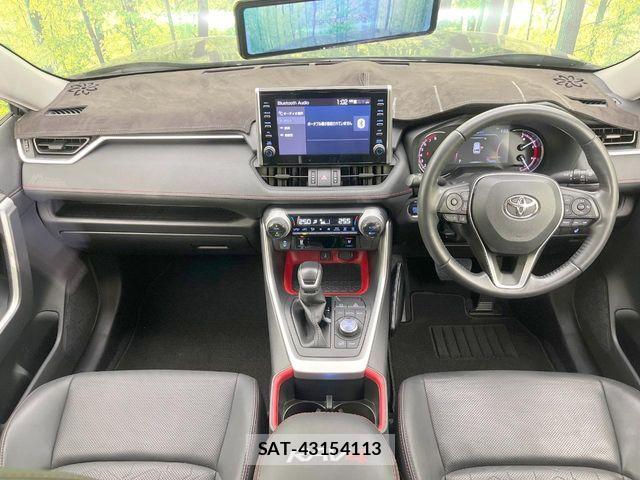 Toyota RAV4 2022-05 7502554-1