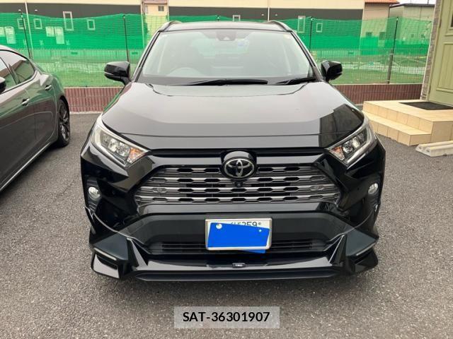 Toyota RAV4 2021-07 7562725-1