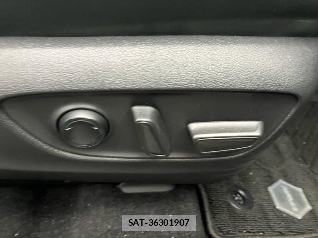 Toyota RAV4 2021-07 7562725-21