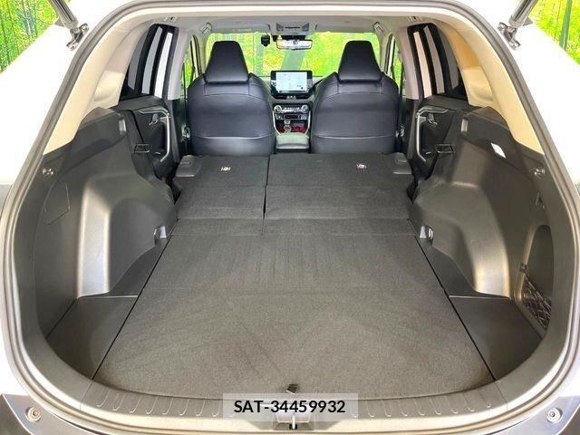 Toyota RAV4 2023-07 7562723-9