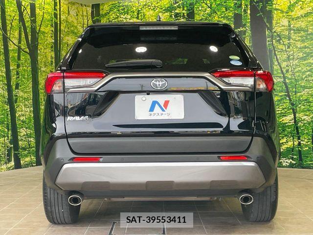 Toyota RAV4 2019-05 7562727-14