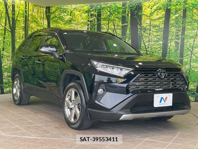 Toyota RAV4 2019-05 7562727-15