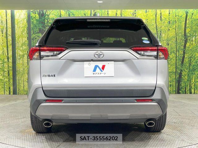 Toyota RAV4 2019-07 7562730-14