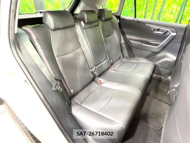 Toyota RAV4 2022-12 7562720-10