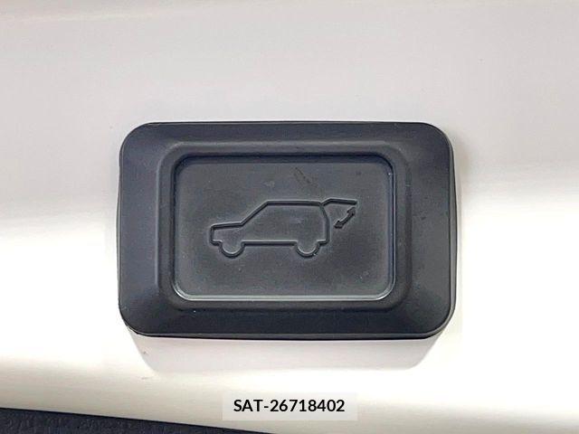 Toyota RAV4 2022-12 7562720-4