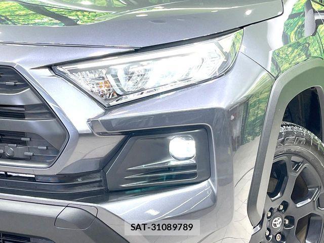Toyota RAV4 2023-03 7562718-13