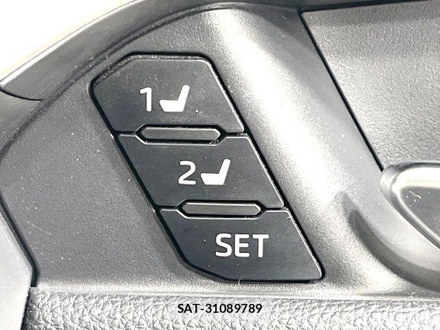 Toyota RAV4 2023-03 7562718-8