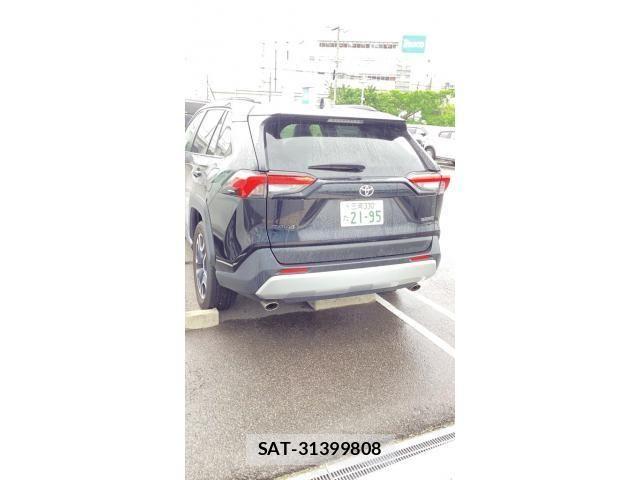 Toyota RAV4 2019-07 7562728-1