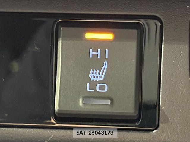 Toyota RAV4 2021-01 7562732-6