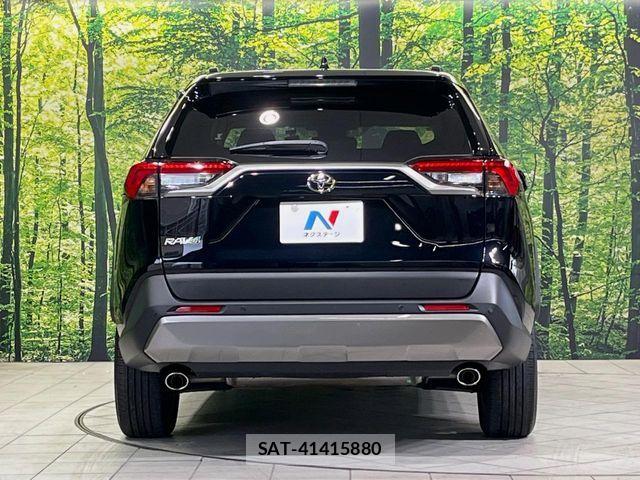 Toyota RAV4 2024-07 7562726-14