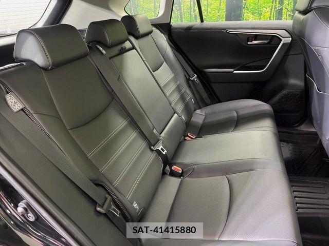 Toyota RAV4 2024-07 7562726-8
