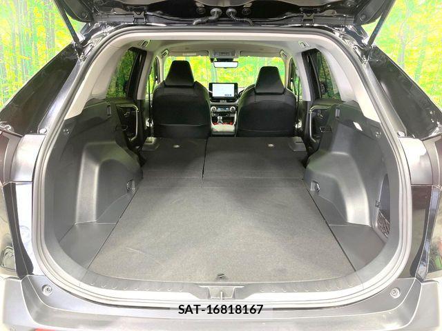 Toyota RAV4 2023-09 7562722-11
