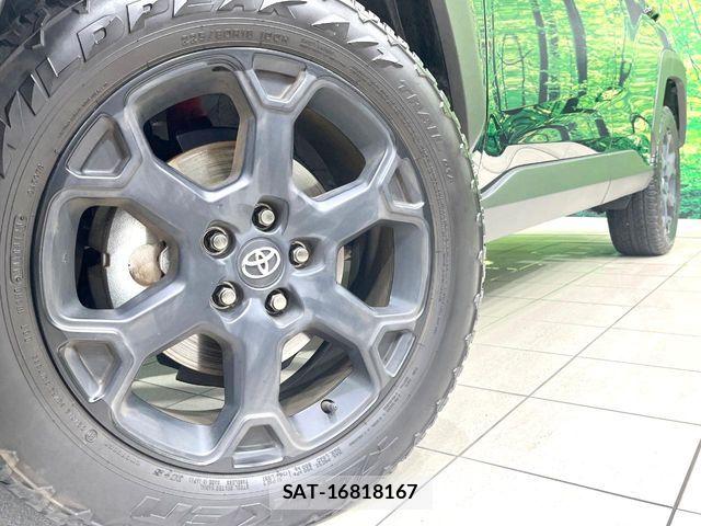 Toyota RAV4 2023-09 7562722-14