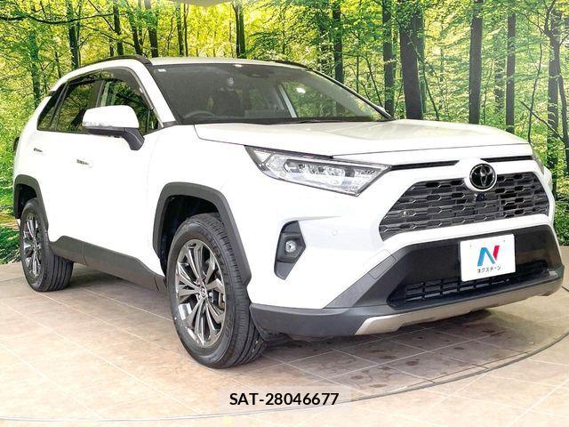 Toyota RAV4 2024-05 7562719-15