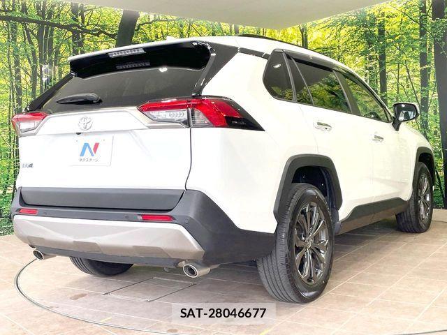 Toyota RAV4 2024-05 7562719-16