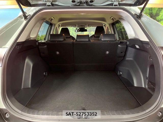 Toyota RAV4 2021-12 7562724-9