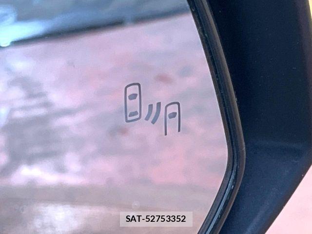 Toyota RAV4 2021-12 7562724-6