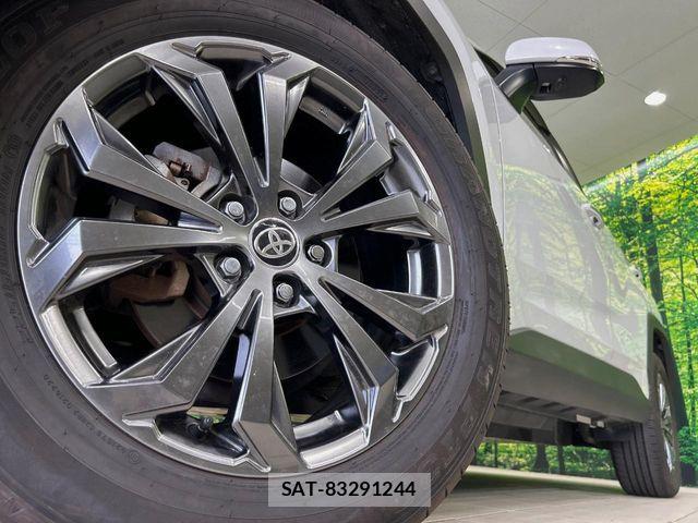 Toyota RAV4 2022-10 7619506-12