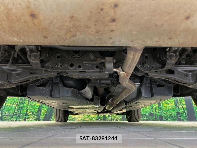 Toyota RAV4 2022-10 7619506-18