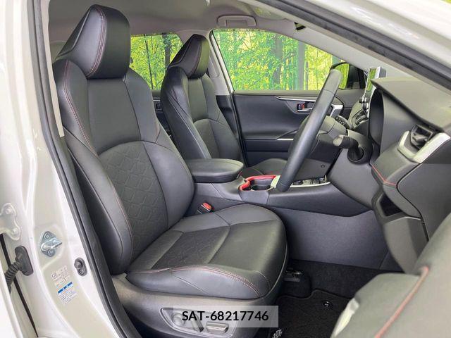 Toyota RAV4 2021-11 7619505-9
