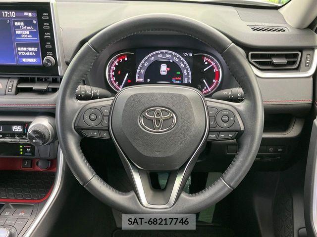 Toyota RAV4 2021-11 7619505-12
