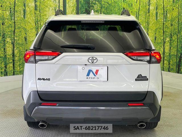 Toyota RAV4 2021-11 7619505-16