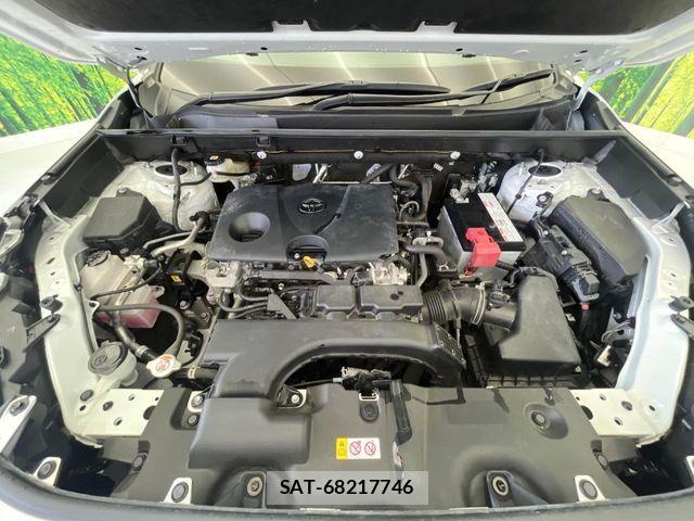 Toyota RAV4 2021-11 7619505-19