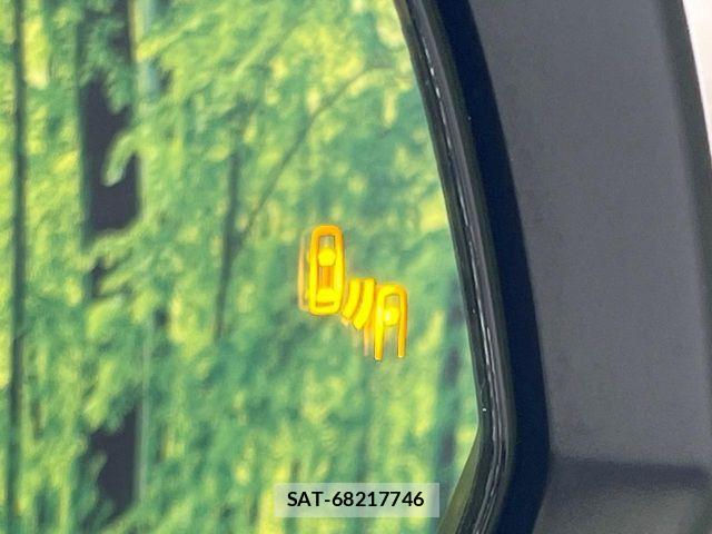 Toyota RAV4 2021-11 7619505-6