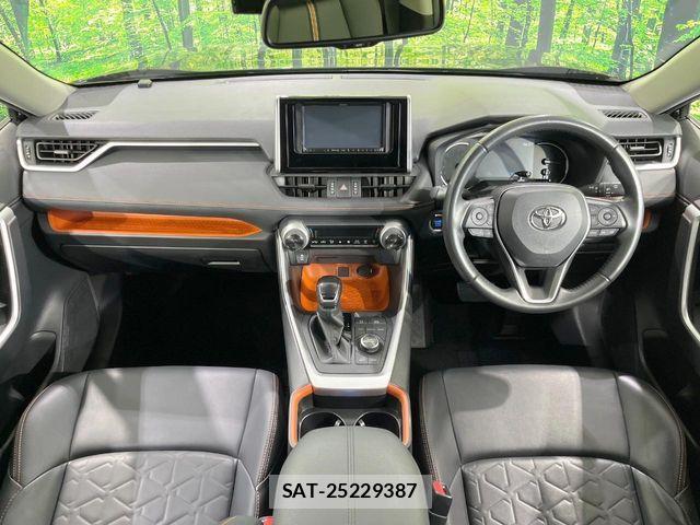 Toyota RAV4 2021-05 7619515-1