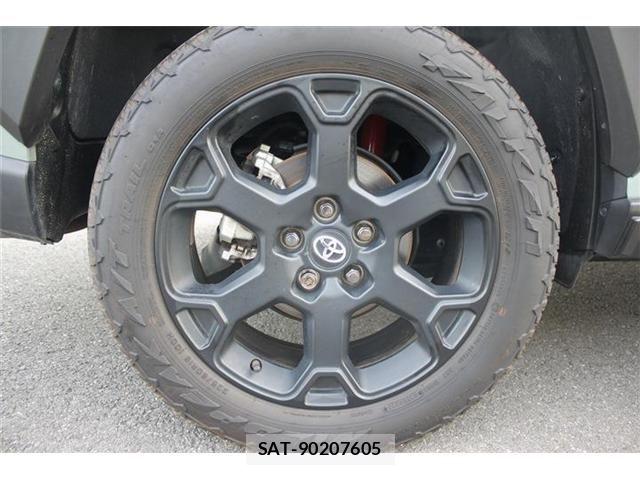 Toyota RAV4 2023-02 7619501-24