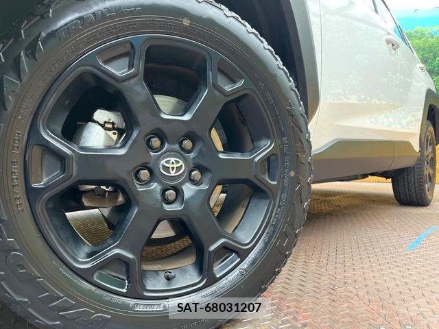 Toyota RAV4 2023-06 7619491-12